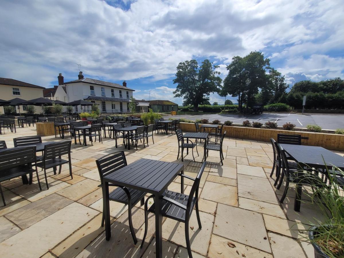 The Oakwood Hotel By Roomsbooked Gloucester Exterior foto